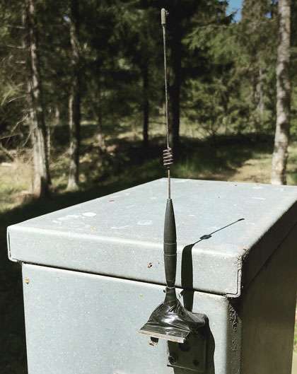 magnetfotsantenn med eltejp